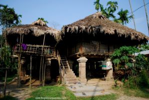 7tai-phake-tribal-house-in-tipam-assam